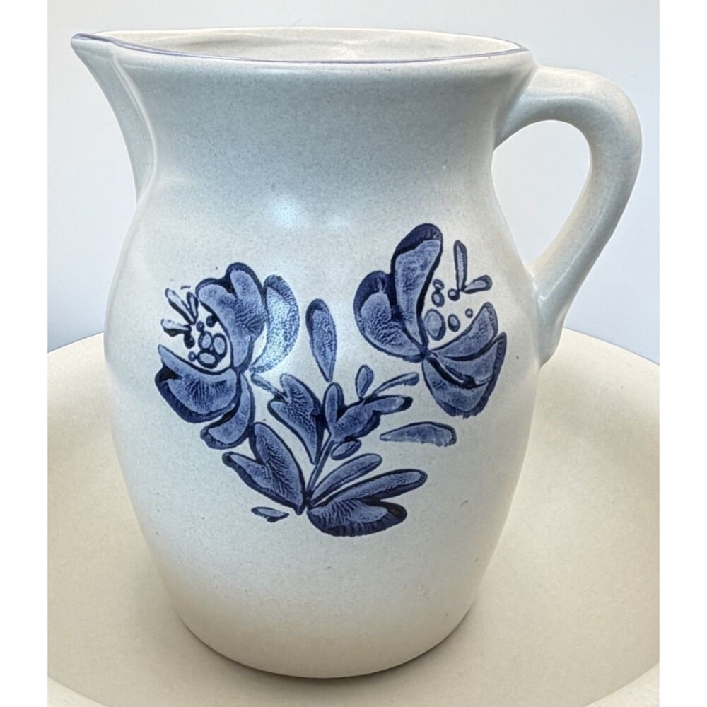 Pfaltzgraff Yorktowne Stoneware Water Pitcher 8" Blue Floral 416Y Vintage USA